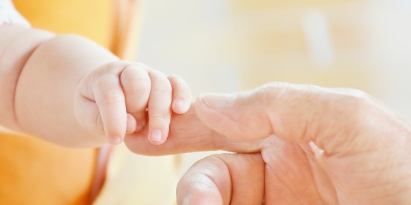 Natürliche Hilfe für Säuglinge und Kinder bei Schnupfen