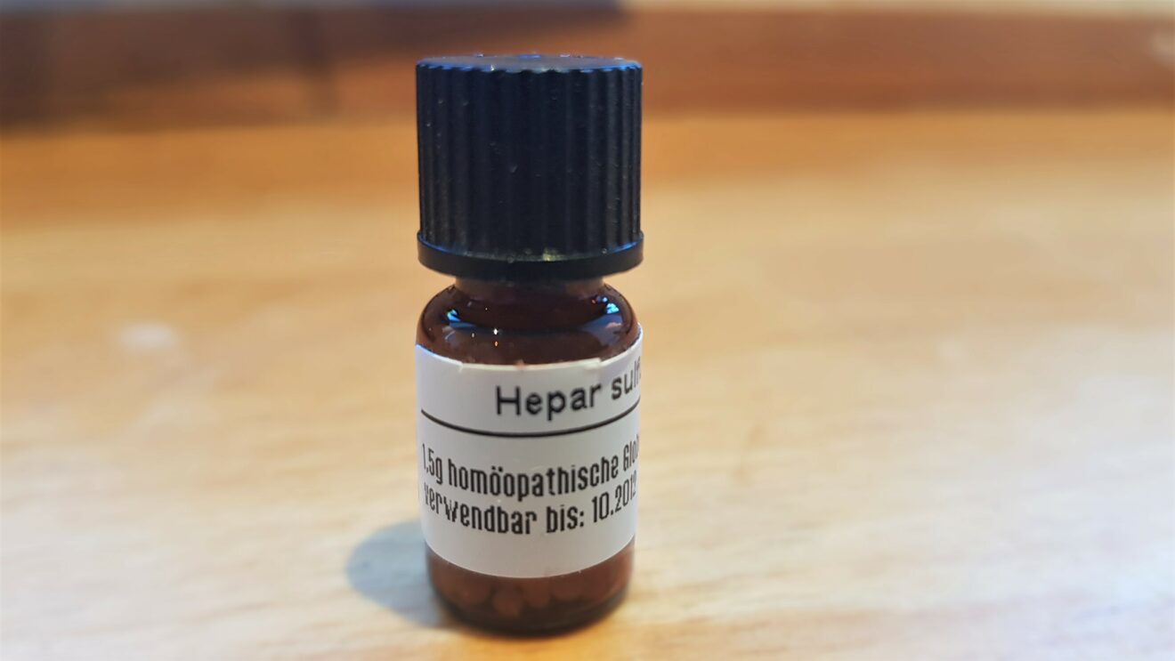 Hepar sulfuris calcarea
